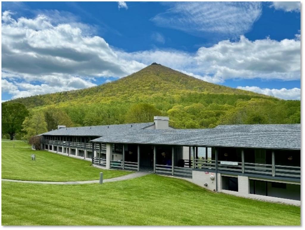 Peaks of Otter Lodge, Blue Ridge Parkway / NPS file