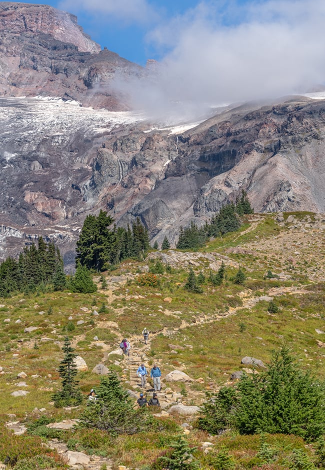 Hiking the Skyline Trail, Mount Rainier National Park / Rebecca Latson