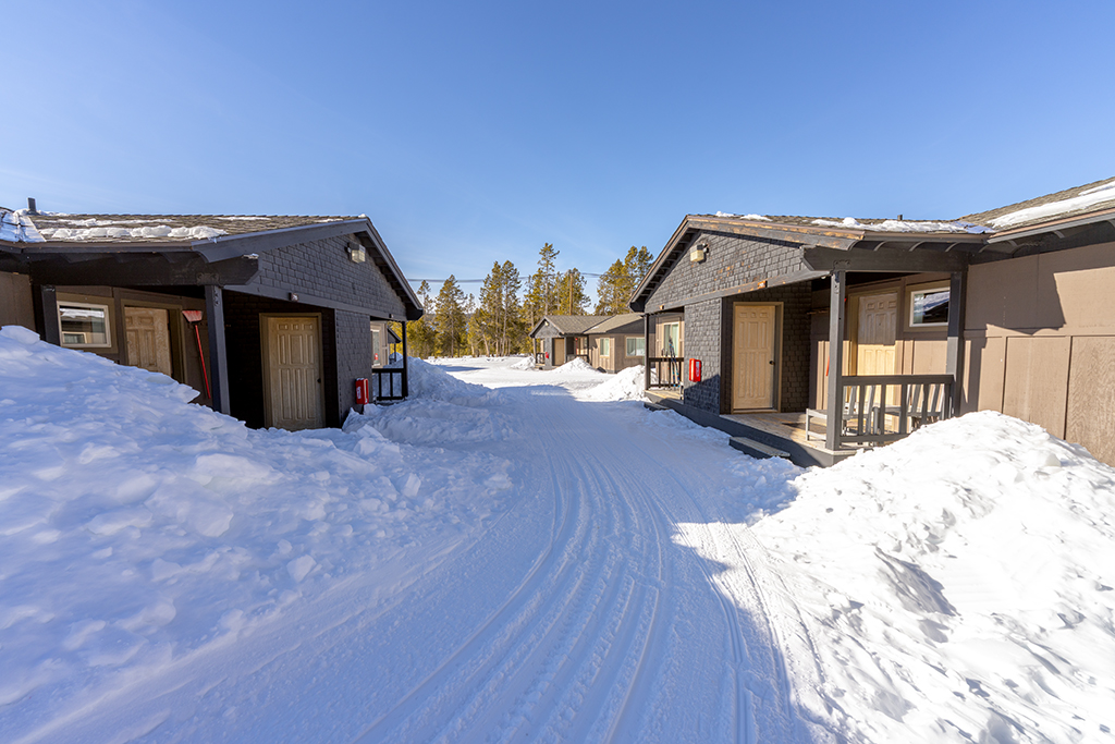 A view of some of the Snow Lodge's Western Cabins, Yellowstone National Park / Rebecca Latson