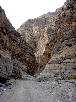 Running Titus Canyon in Death Valley