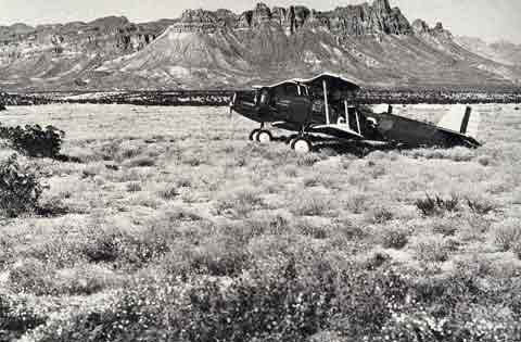 HBJ-001-2-Douglas-planes-a.jpg Douglas airplane on the field at Johnson's Ranch.