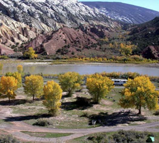 Sp;it Mountain Campground and the Green River.