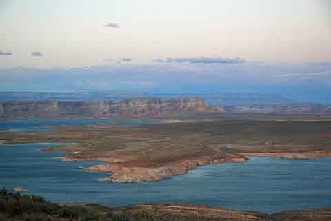TeecNosPos.jpg Lake Powell.