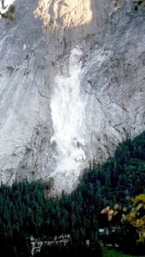 YOSE-Glacier Pt Rockfall.jpg