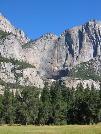 yose_falls_dry.jpg Yosemite Falls Run Dry; gjenkin photo.