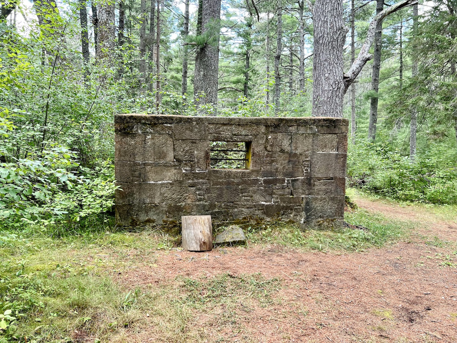The Russell family tomb is perhaps the only obvious structure left on Beaubears Island. The Russell family tomb is perhaps the only obvious structure left on Beaubears Island.