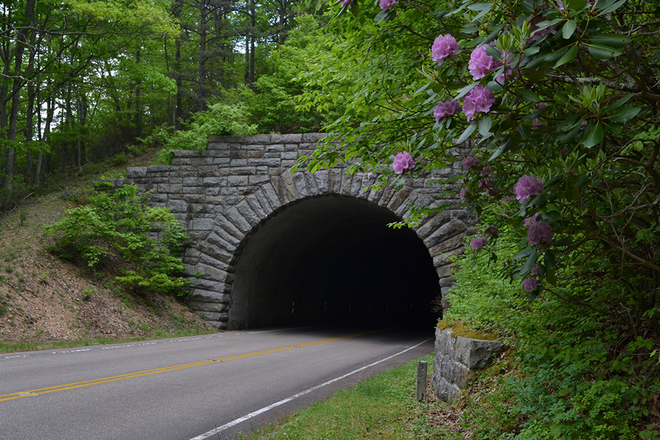 Bluff Mountain Tunnel, Milepost 53, Blue Ridge Parkway / National Park Service