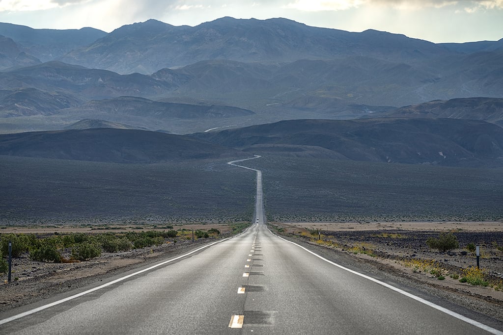 The road crossing Panamint Valley, Death Valley National Park / Rebecca Latson The road crossing Panamint Valley, Death Valley National Park / Rebecca Latson