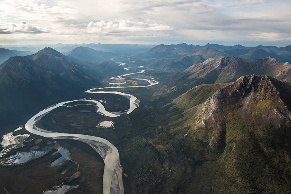 Alatna River seen from above, Gates of the Arctic National Park and Preserve / NPS - Sean Tevebaugh
