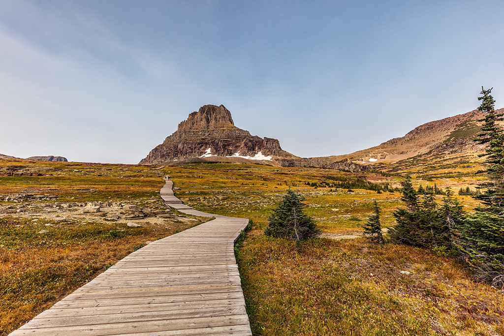 The hike to Hidden Lake starts out with a nice boardwalk stroll, Glacier National Park / Rebecca Latson