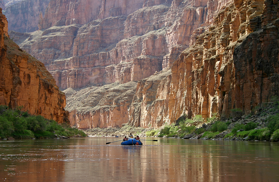 Rafting the Colorado River, Grand Canyon National Park / National Park Service Rafting the Colorado River, Grand Canyon National Park / National Park Service