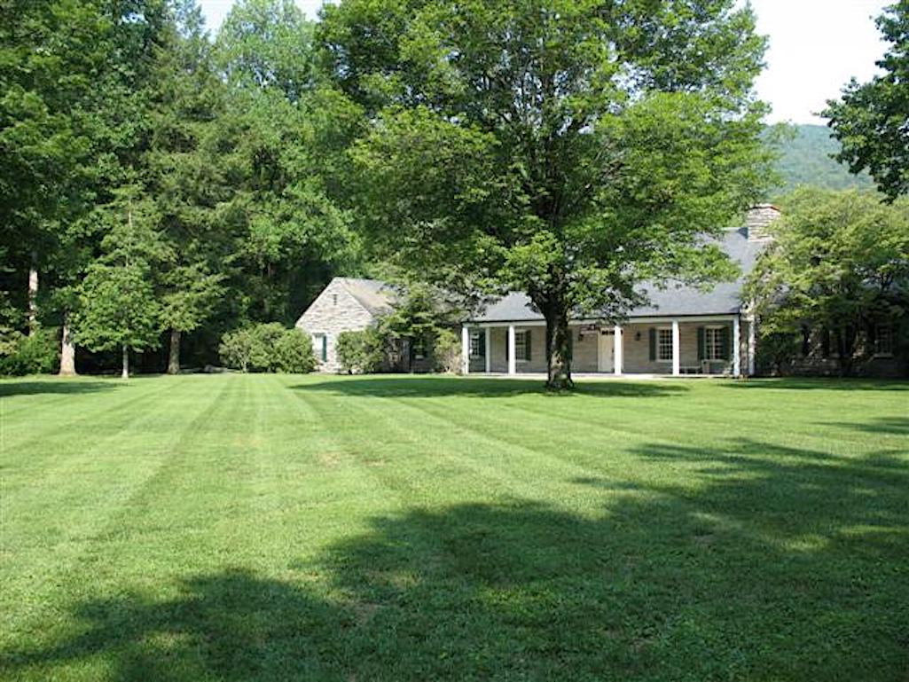 The headquarters building of Great Smoky Mountains National Park at Sugarlands is scheduled to be rehabilitated/NPS file The headquarters building of Great Smoky Mountains National Park at Sugarlands is scheduled to be rehabilitated/NPS file
