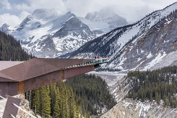 The Glacier Skywalk, Jasper National Park / Rebecca Latson The Glacier Skywalk, Jasper National Park / Rebecca Latson