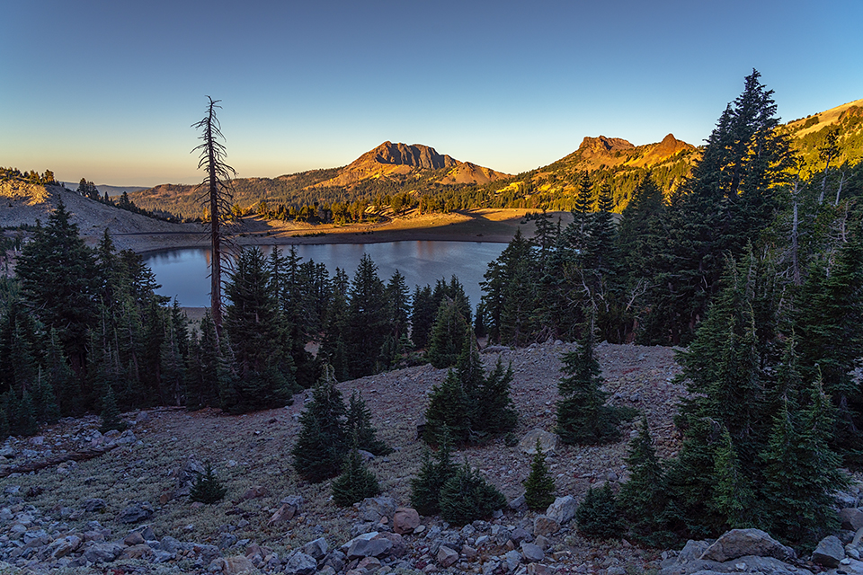 An early morning view of Lake Helen and Brokeoff Mountain (aka Brokeoff Volcano), Lassen Volcanic National Park / Rebecca Latson An early morning view of Lake Helen and Brokeoff Mountain (aka Brokeoff Volcano), Lassen Volcanic National Park / Rebecca Latson