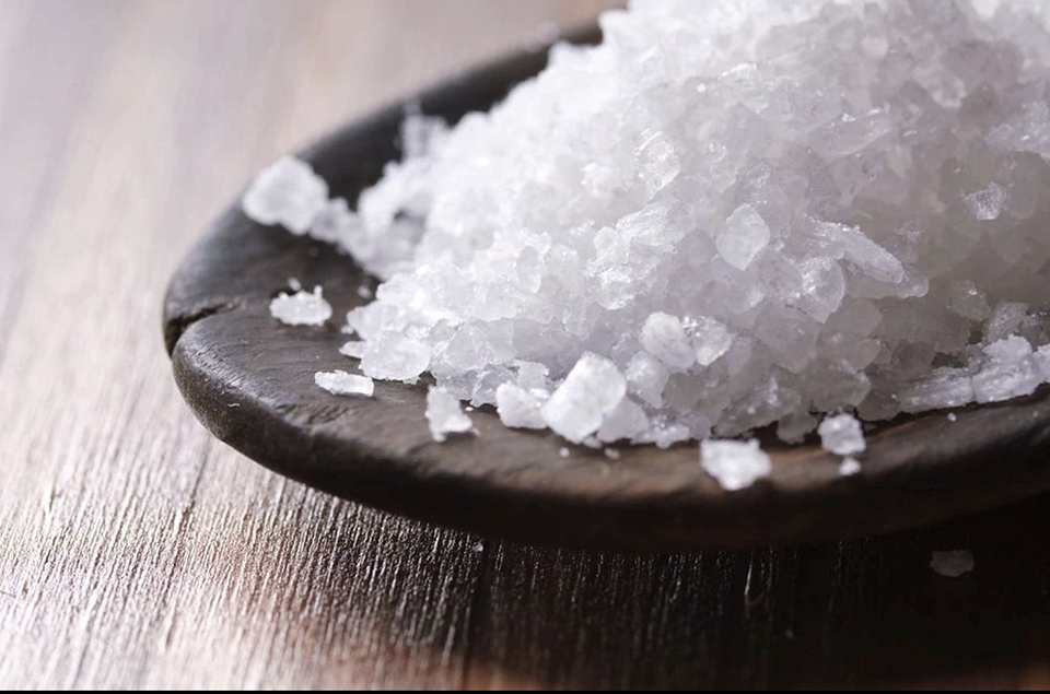 Glauber's salt crystals, Lewis and Clark National Historic Trail / Creative Commons 2.0