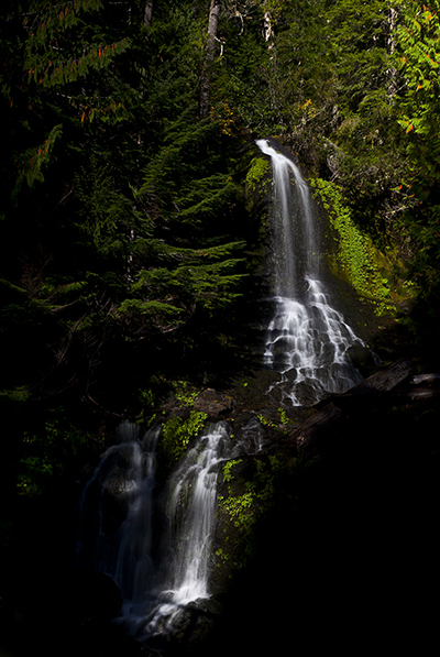 Falls Creek Falls, Mt. Rainier National Park / Rebecca Latson Falls Creek Falls, Mt. Rainier National Park / Rebecca Latson