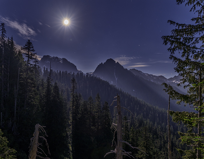 By the light of the full moon, Mount Rainier National Park / Rebecca Latson By the light of the full moon, Mount Rainier National Park / Rebecca Latson