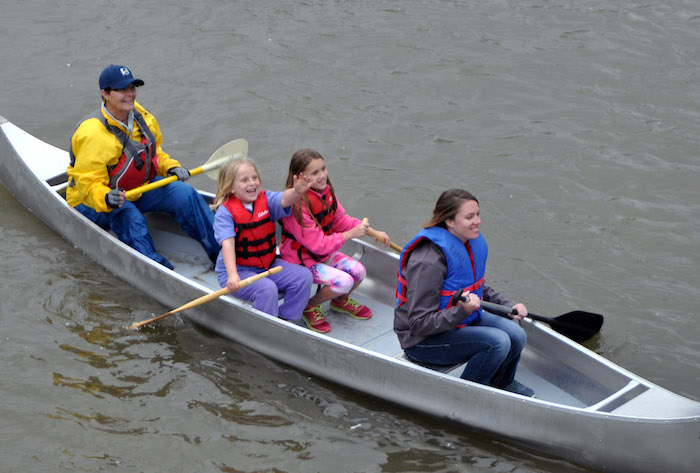 Canoeing on the Niobrara National Scenic River/NPS Canoeing on the Niobrara National Scenic River/NPS