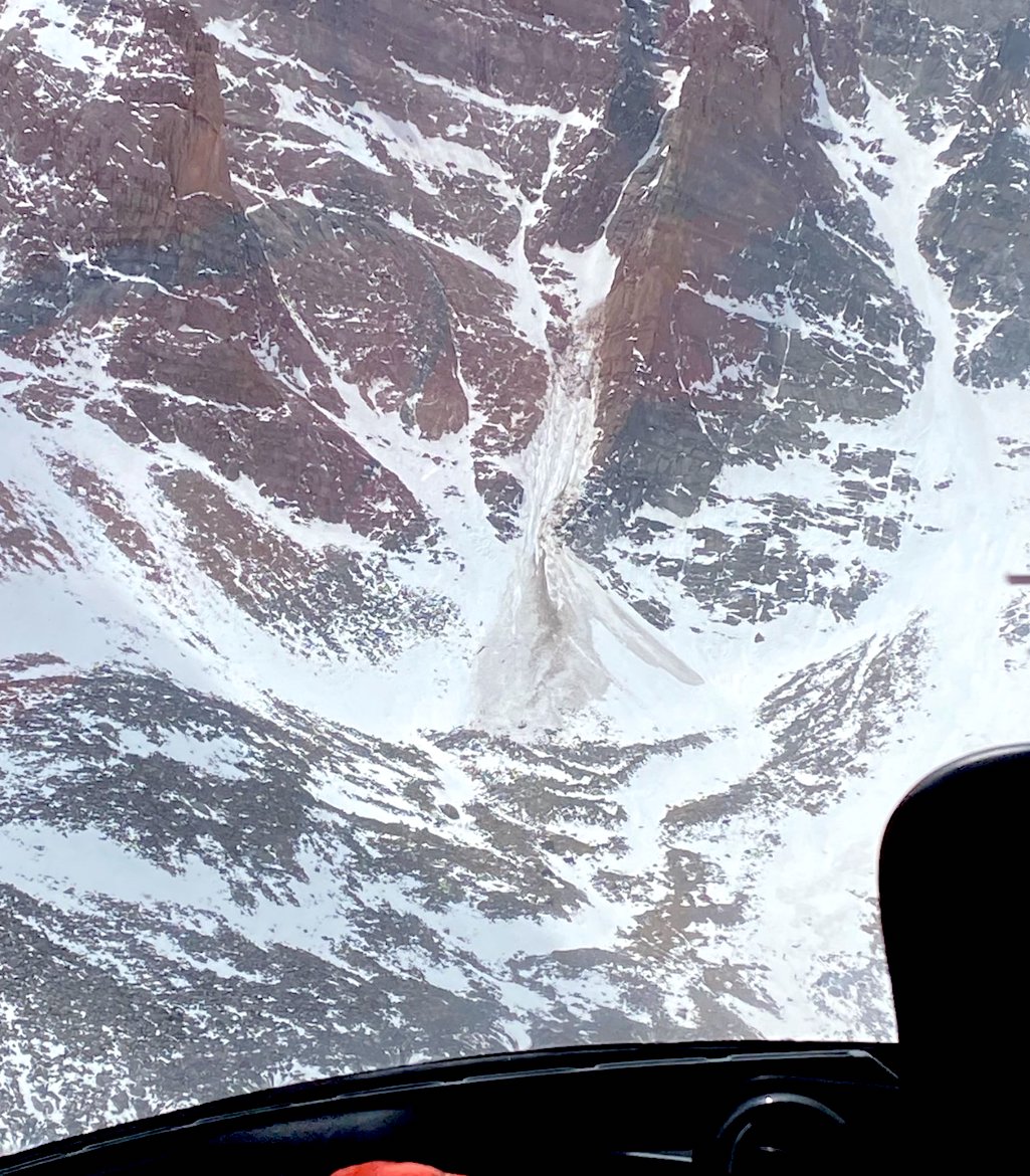 An avalanche down Dreamweaver Couloir in Rocky Mountain National Park killed one climber and injured two others/NPS aerial view of slide An avalanche down Dreamweaver Couloir in Rocky Mountain National Park killed one climber and injured two others/NPS aerial view of slide
