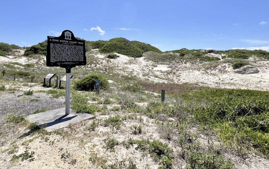 A sand dune called Nana / NPS
