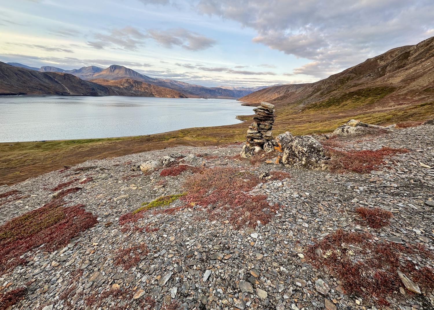 In Ramah, an Inuit-made inukshuk is a stone sculpture shaped like a body that points the way or conveys other messages. In Ramah, an Inuit-made inukshuk is a stone sculpture shaped like a body that points the way or conveys other messages.