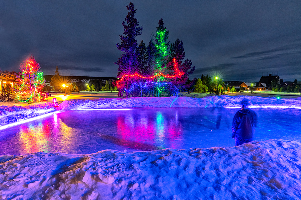 Come on out for a night on the ice rink, Yellowstone National Park / Rebecca Latson Come on out for a night on the ice rink, Yellowstone National Park / Rebecca Latson