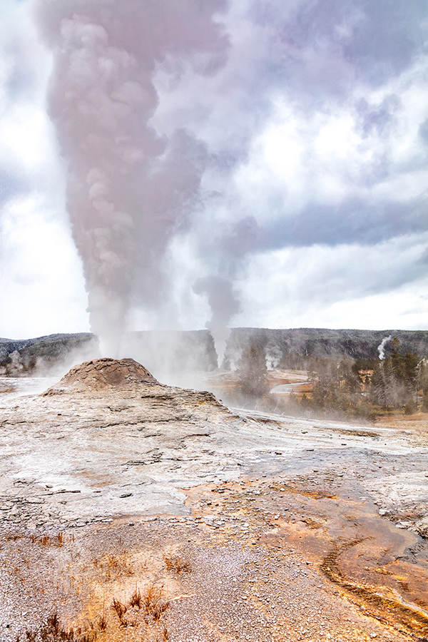 Lion Geyser eruption, Upper Geyser Basin, Yellowstone National Park / Rebecca Latson