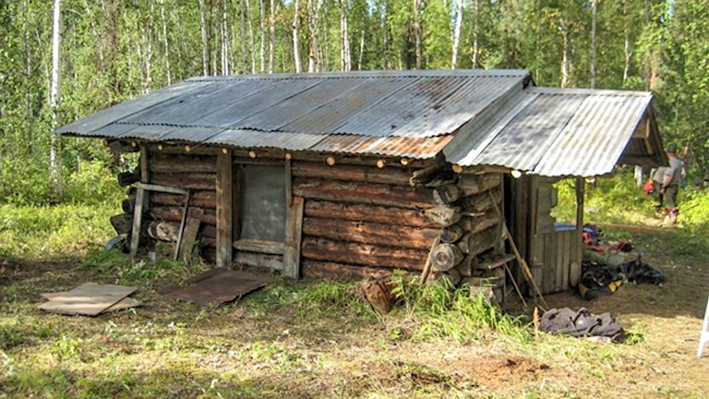 Smokejumpers were called in to protect the historic Sam Creek Cabin from a wildfire/NPS file