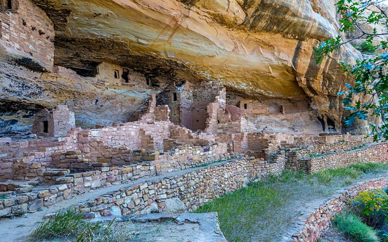 The cliff dwelling ruins of Mug House in the backcountry of Mesa Verde National Park