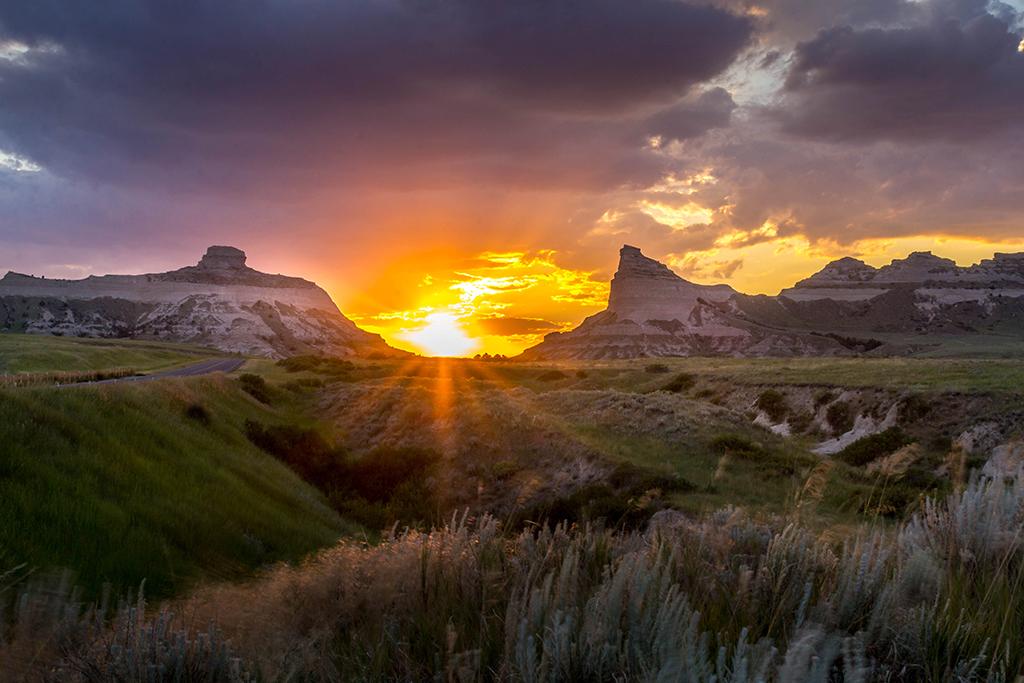 Michell Pass with a sunset in between the bluffs, Scotts Bluff National Monument