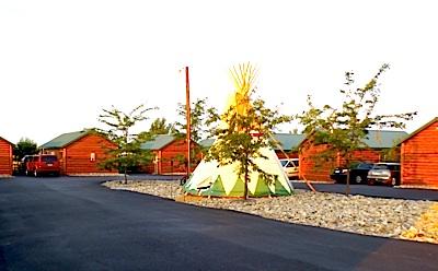 Teepee sits among the cabins at Frontier Cabins.