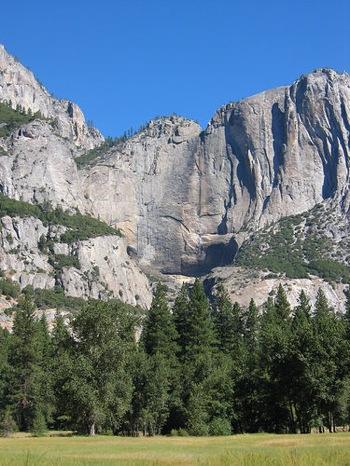 Yosemite Falls Run Dry; gjenkin photo.