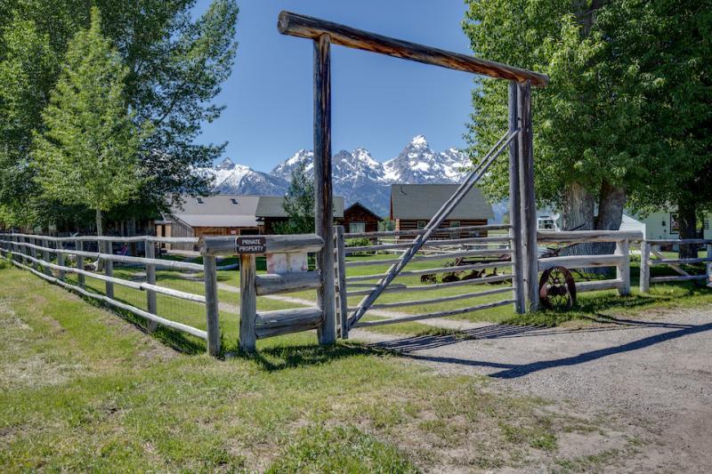 The Grand Teton National Park Foundation transferred the historic Moulton Cabins to Grand Teton National Park in 2020/ 
