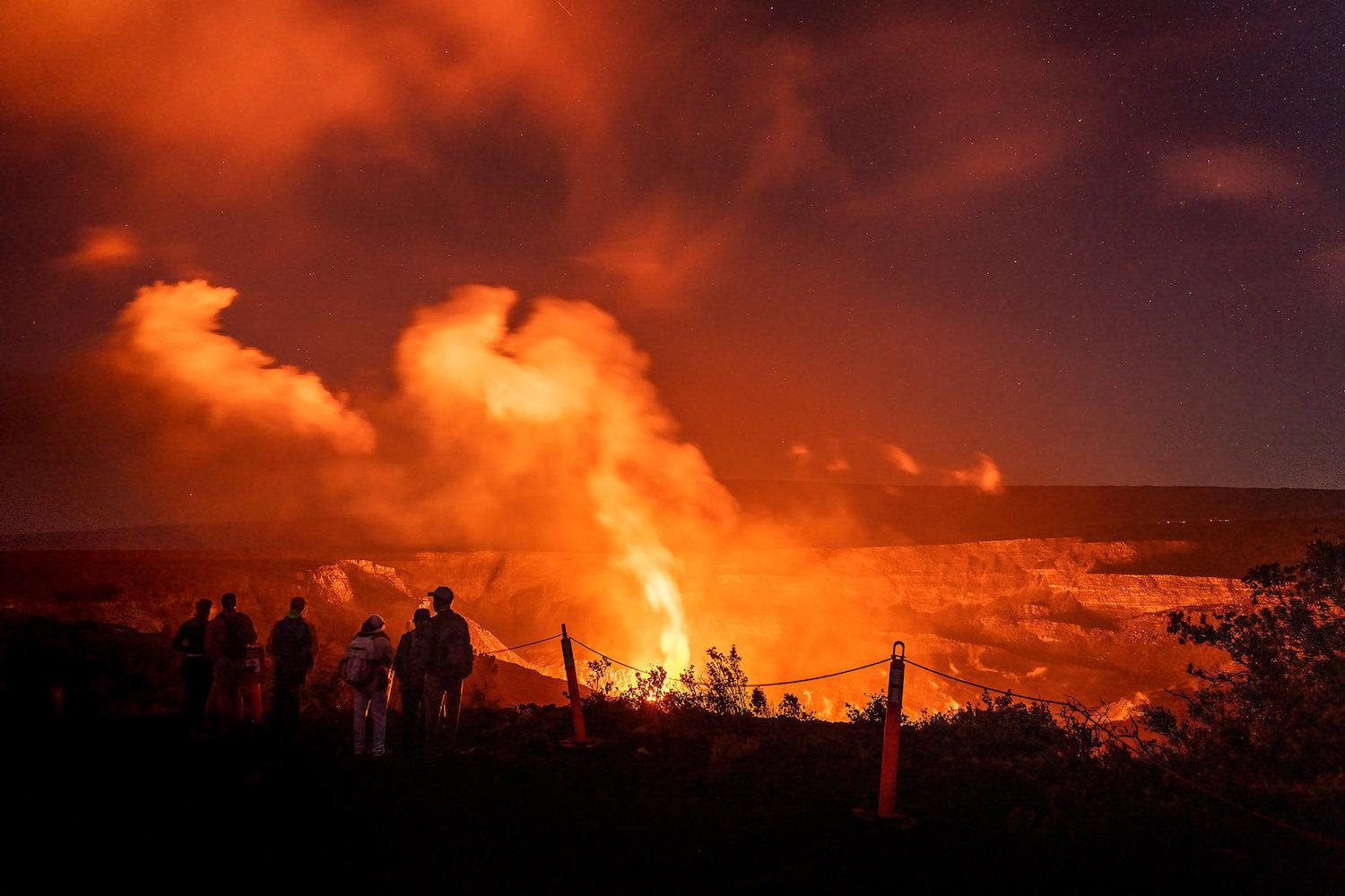 Night-time viewing of Kīlauea's eruptions is a main draw at Hawai'i Volcanoes National Park/NPS, Janice Wei