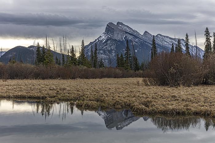 Mt. Rundle And The View Along Vermillion Lakes Road, Banff National Park / Rebecca Latson