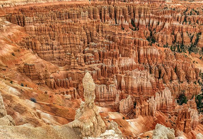 The crazy formations at Inspiration Point, Bryce Canyon National Park / Rebecca Latson