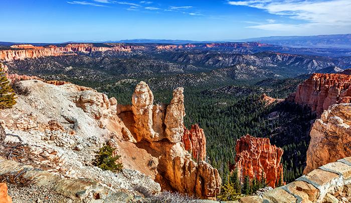 An expansive view at Rainbow Point, Bryce Canyon National Park / Rebecca Latson