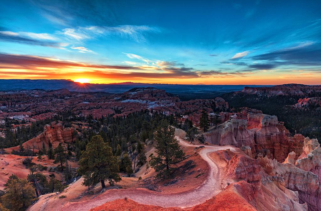 Sunrise at Sunrise Point - person cloned out, Bryce Canyon National Park / Rebecca Latson