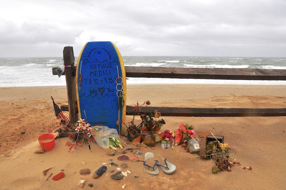 An impromptu memorial was set up on the beach for Arthur Medici/Davitt Woodwell