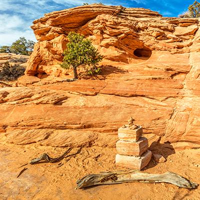 A cairn along the Mesa Arch trail, Canyonlands National Park / Rebecca Latson