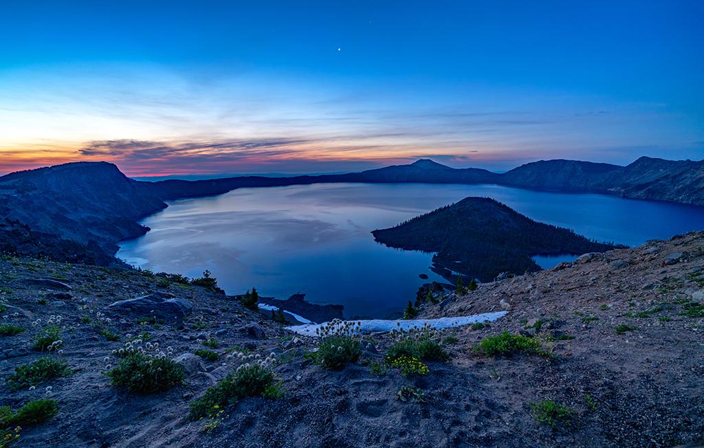 Waiting for the sun to rise at Watchman Overlook, Crater Lake National Park / Rebecca Latson