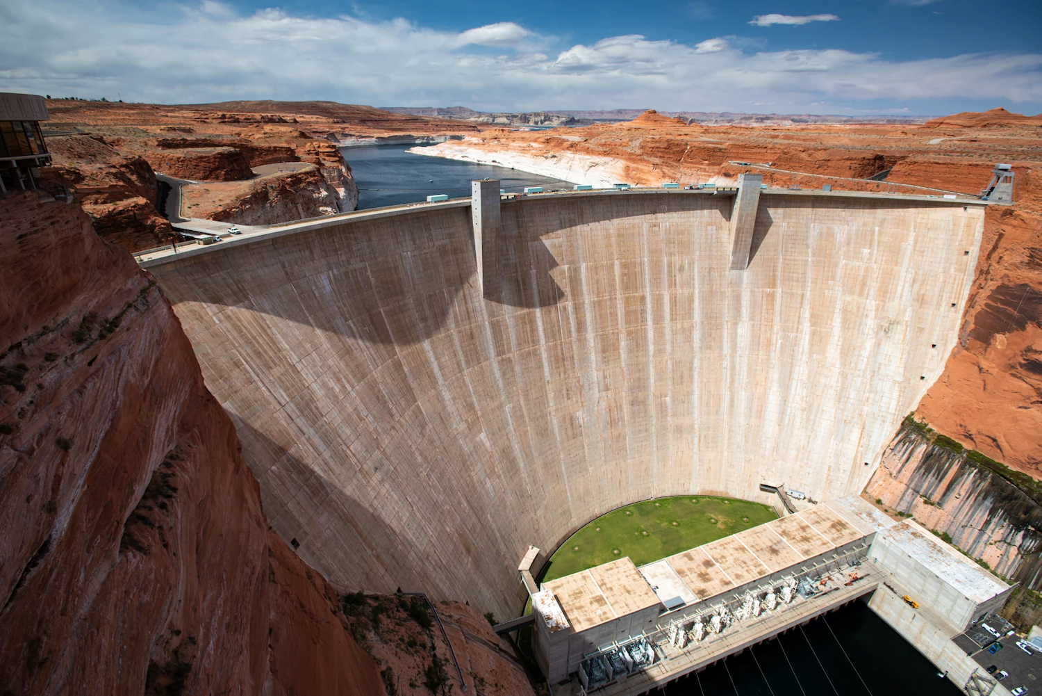 Glen Canyon Dam/Water Desk, Ted Wood