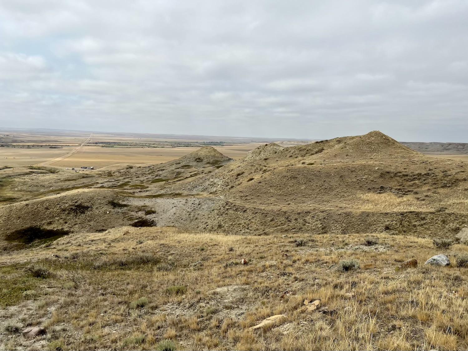 A view from Eagle Butte Loop Trail to the 70 Mile Butte parking lot in Grasslands National Park.