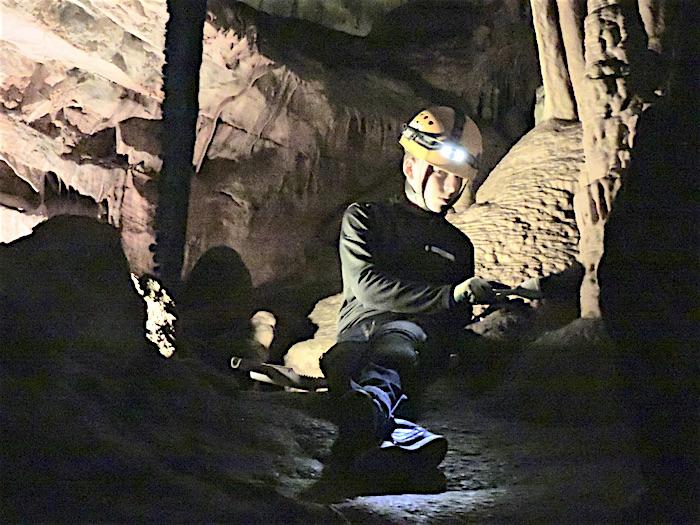 Cleaning lint in tight spaces in Lehman Cave, Great Basin National Park/Lee Dalton
