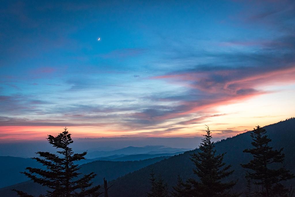 Day and night divide, Great Smoky Mountains National Park / Jody Claborn