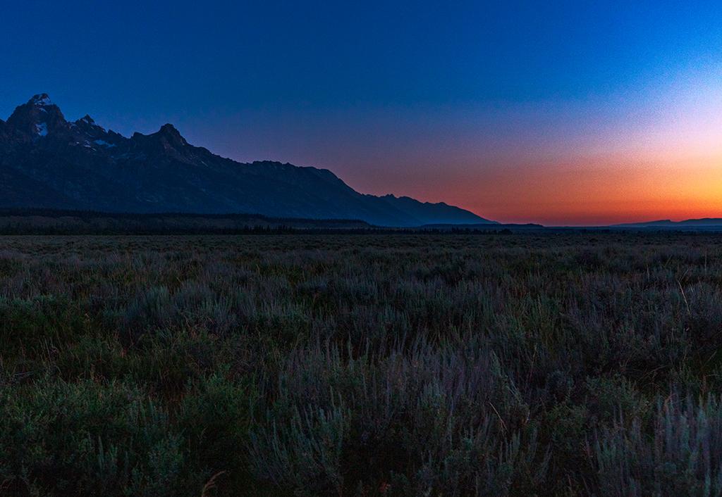 Waiting for sunrise, Grand Teton National Park / Rebecca Latson