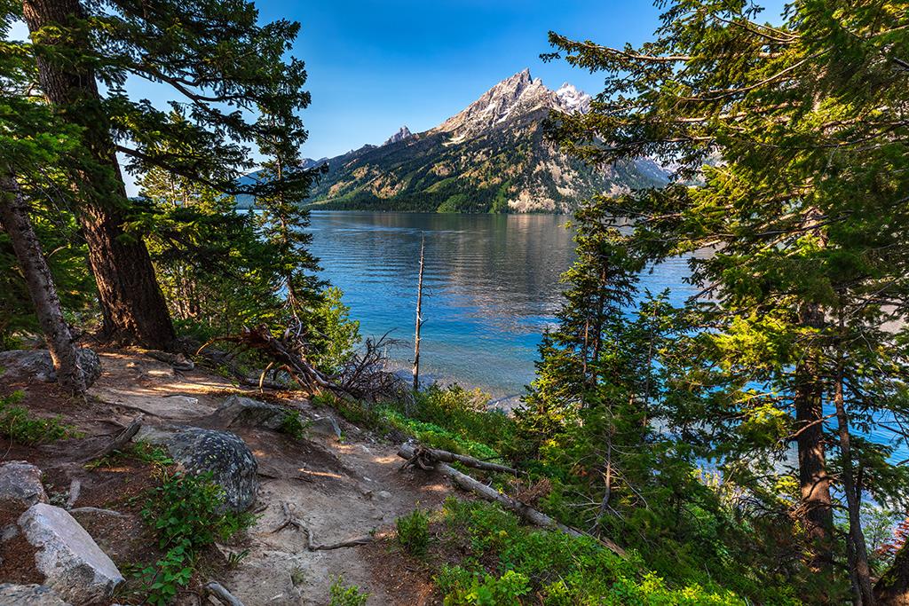 Jenny Lake scenery, Grand Teton National Park / Rebecca Latson