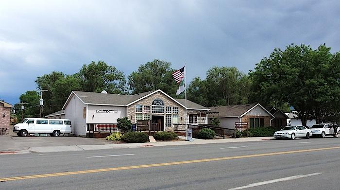 Visitor Center, Hagerman Fossil Beds National Monument/Lee Dalton
