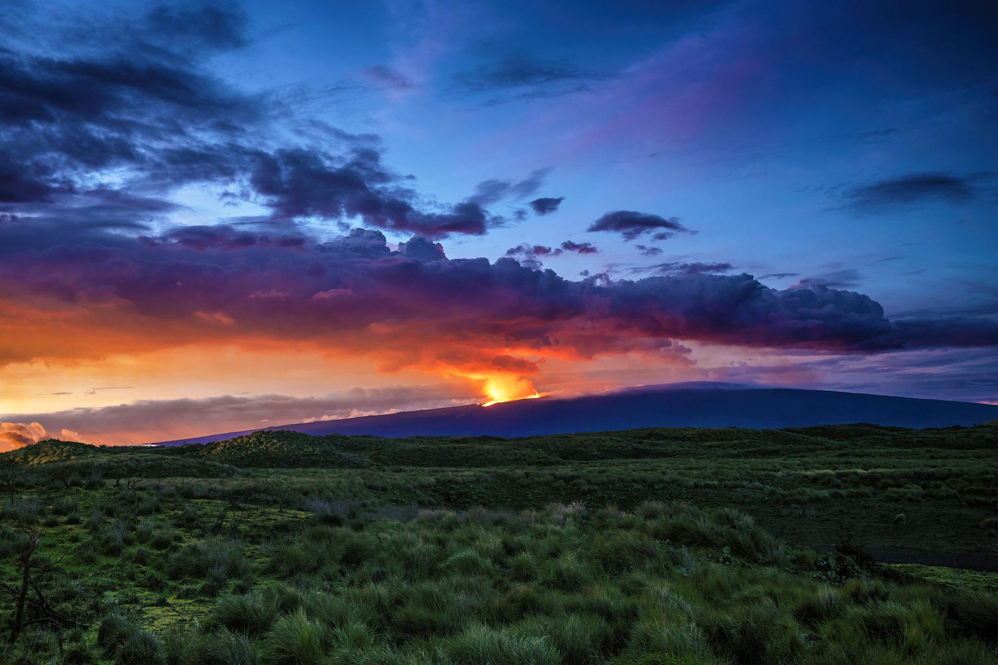 The Mauna Loa eruption as seen from Saddle Road/NPS, Janice Wei