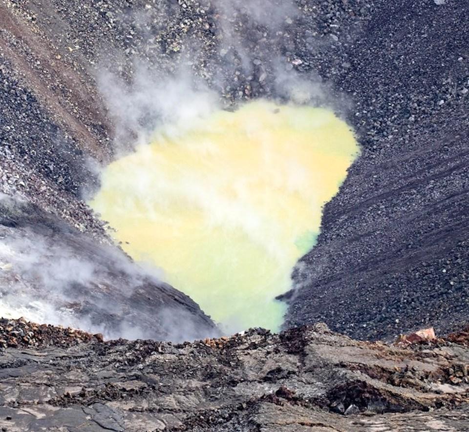 The body of water in Halemaʻumaʻu crater, as seen on October 26th, 2019/NPS, J. Wei